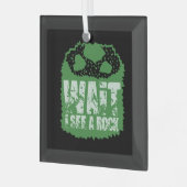 地おもしろい質 – 岩が見えるまで待つ ガラスオーナメント (正面左)