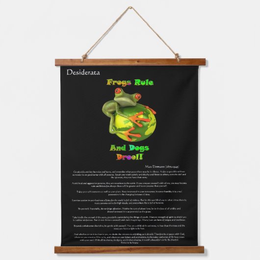 地上に持ち上げるデシデラタカエル 吊り下げ型タペストリー (正面)