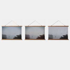 地上の3つの木製トップウォールタペストリーシェード 吊り下げ型タペストリー