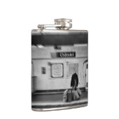 地下鉄でショッピングバッグを持つ人（シャトレ） フラスク (右)