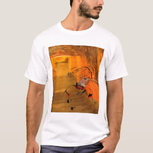 地下鉄の女の子 Tシャツ
