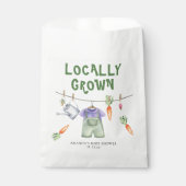 地元で栽培された野菜の水色ベビーシャワー フェイバーバッグ (正面)