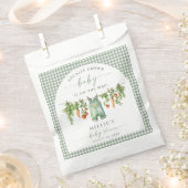 地元で育った赤ちゃんシャワー好みバッグセージ緑 フェイバーバッグ (クリップ留めされた状態)