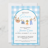 地元で育った青い少年の赤ちゃんシャワーベビー散水 招待状 (正面)