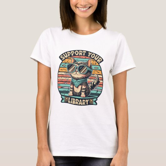 地元の図書館を応援する本を読む本好き Tシャツ (正面)