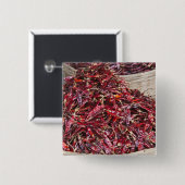 地元の農産物の市場で唐辛子 缶バッジ (正面&裏面)