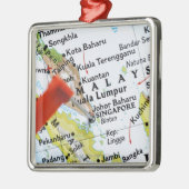 地図、クローズアップにシンガポールに置かれるピンの地図を描いて下さい メタルオーナメント (左)