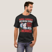 地方輸送業者メール郵便局郵便局郵便局郵便局郵便局員 Tシャツ (正面フル)