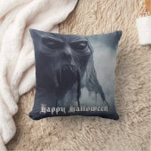 地獄のような風景の中の黒い幽霊 – ハロウィーン クッション (ブランケット)