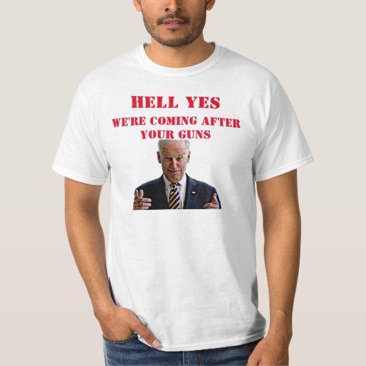 地獄のYES我々来はあなたの銃を追っている Tシャツ (正面)