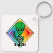地球おもしろいエイリアンUFOのゲイ キーホルダー (裏面)