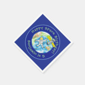 地球おもしろい漫画の上に衛星を持つ宇宙飛行士 スタンダードカクテルナプキン (角)