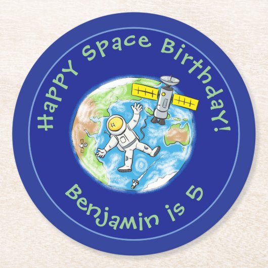 地球おもしろい漫画の上に衛星を持つ宇宙飛行士 ラウンドペーパーコースター (正面)