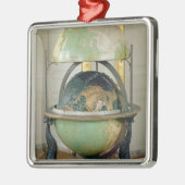 地球および天地球 メタルオーナメント (左)