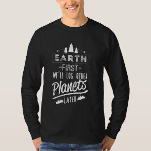 地球から先に他の惑星を後で記録する Tシャツ
