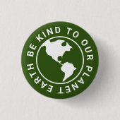 地球に優しく、気候変動の緑の白 缶バッジ (正面)