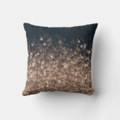 地球のきらめく色調で露が落ちる クッション (裏面)