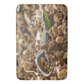 地球のエメラルドトカゲ・サラマンダー バスマット (正面縦)