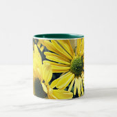 地球のマグの明るい宝石 ツートーンマグカップ (中央)