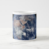 地球の上の東半球。 ジャンボコーヒーマグカップ (正面)