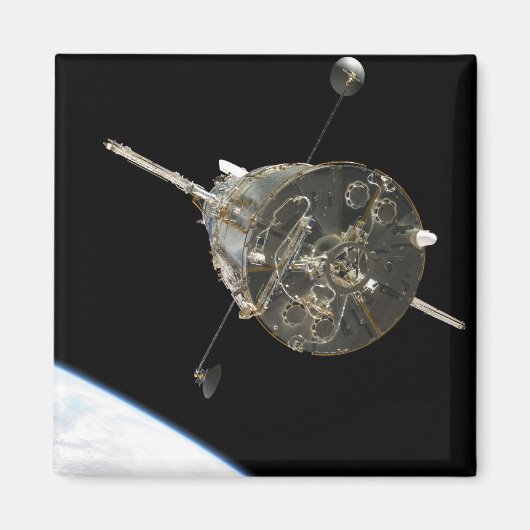地球の上の軌道にあるハッブル宇宙望遠鏡 マグネット (正面)