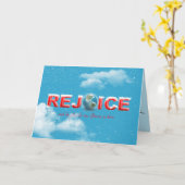 地球の世界と共に雪が降り積もる聖降誕祭 カード (黄色い花)