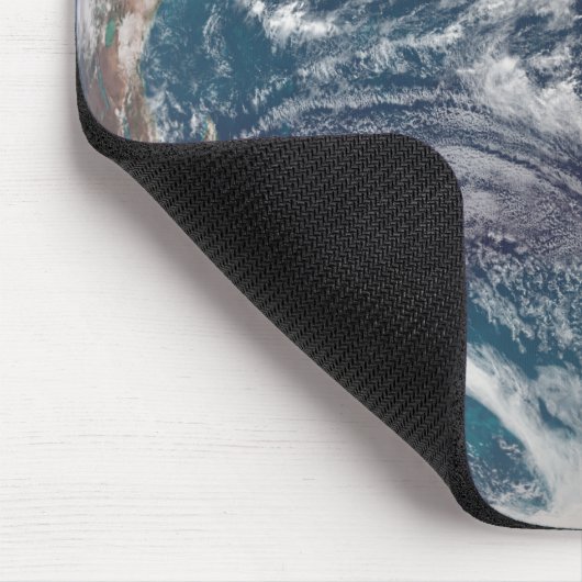 地球の全体像が世界のデータを示している マウスパッド (コーナー)