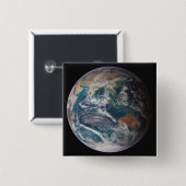 地球の全体像が世界のデータを示している 缶バッジ (正面&裏面)