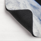 地球の地平線と宇宙の暗黒 マウスパッド (コーナー)