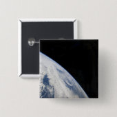 地球の地平線と宇宙の暗黒 缶バッジ (正面&裏面)