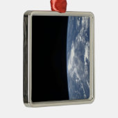 地球の地平線と宇宙2 メタルオーナメント (右)