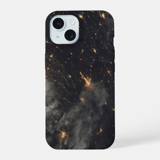 地球の夜の街の灯り iPhone 15ケース (裏面)