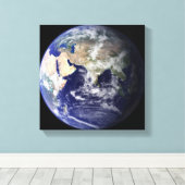 地球の宇宙からの眺め キャンバスプリント (インサイチュ (ウッドフロア))