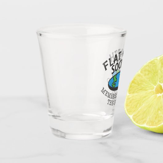 地球の平のまわりに地球社会 ショットグラス (左)