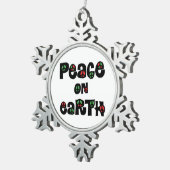 地球の平和クリスマス スノーフレークピューターオーナメント (右)