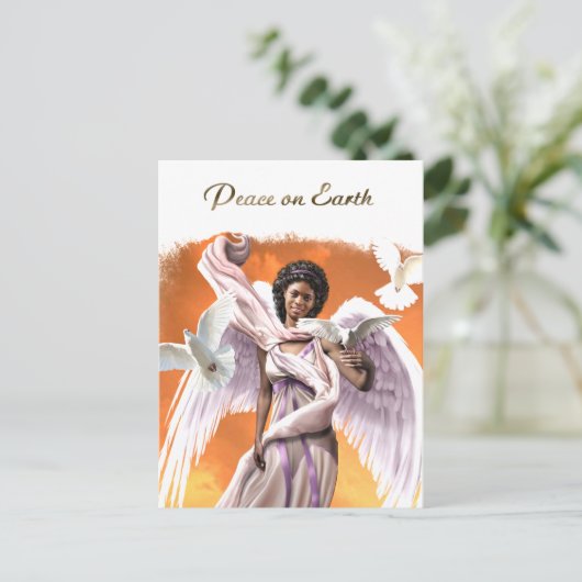 地球の平和。アフリカ系アメリカ人エンジェルクリスマス シーズンポストカード (スタンド正面)