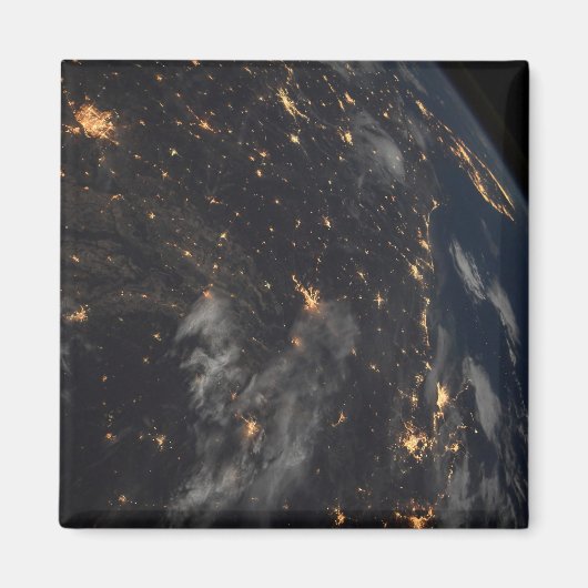 地球の惑星の上の夜の都市灯 マグネット (正面)