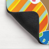 地球の手と赤とピンクのハートの愛の木 マウスパッド (コーナー)