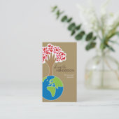 地球の手と赤とピンクのハートの愛の木 名刺 (スタンド正面)