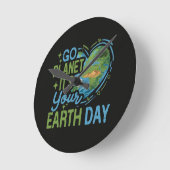 地球の日です Go Planet ラウンド壁時計 (傾斜)