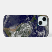 地球の日における南北アメリカ iPhone 15ケース (裏面横)