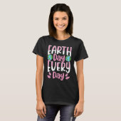 地球の日の毎日感動的環境交流 Tシャツ (正面フル)