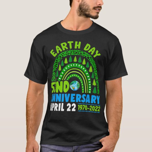 地球の日2022年レインボートレンディー52周年記念キッド Tシャツ (正面)