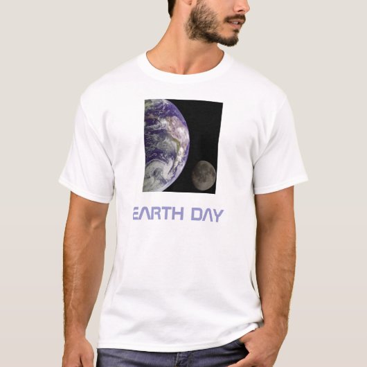 地球の日 - 地球と月 Tシャツ (正面)