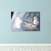 地球の水に輝く。 キャンバスプリント (インサイチュ (ウッドフロア))