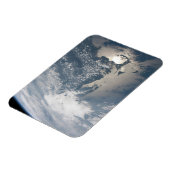 地球の水に輝く。 マグネット (左側)