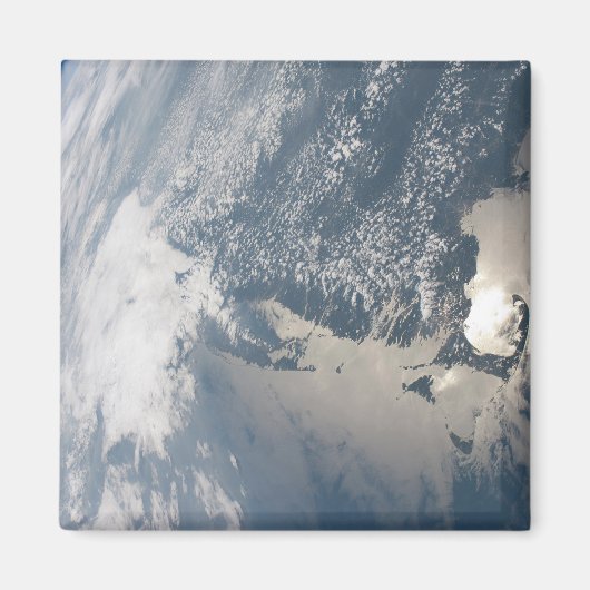 地球の水に輝く。 マグネット (正面)