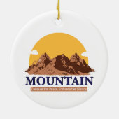 地球の王冠：自然の威厳のあるオーナメント セラミックオーナメント (裏面)