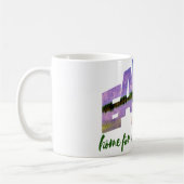 地球の私たちの家の青い夏の空と水 コーヒーマグカップ (左)