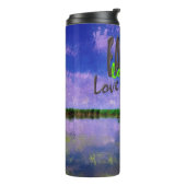 地球の私たちの家の青い夏の空と水 タンブラー (回転左)